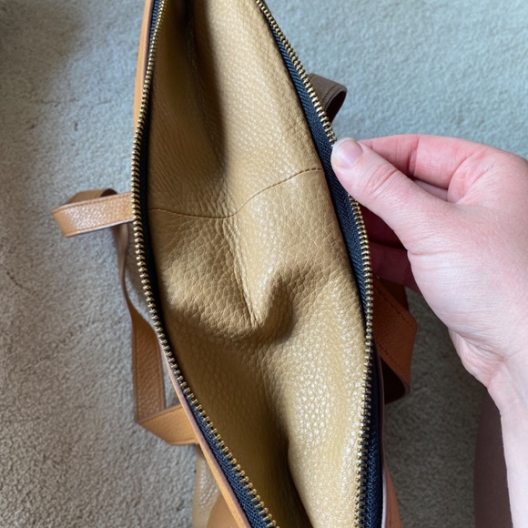 Fossil Large Purse - Picture 4 of 5